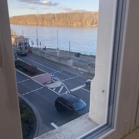 Einzelzimmer Am Rheim 尼尔斯泰恩